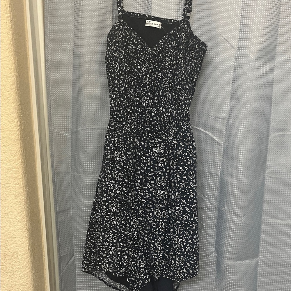 Hollister Navy and White Floral Midi Dress